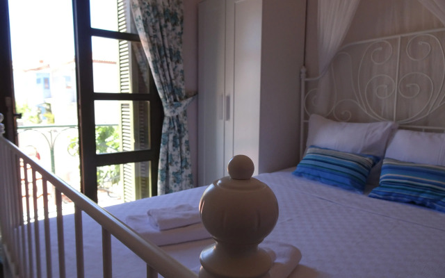 Lunar Butik Hotel Alaçatı