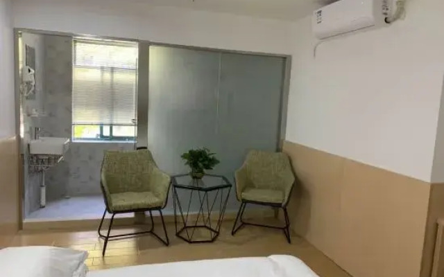 Youhai Hotel (Baoshan Wanda Branch)