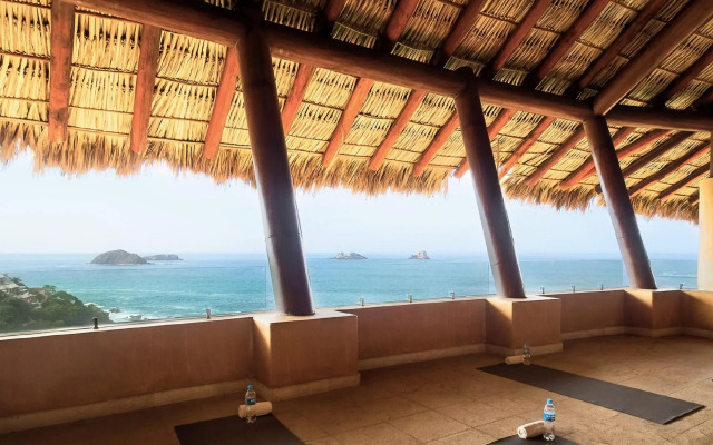 Cala de Mar Resort & Spa Ixtapa