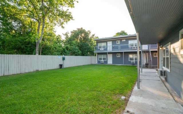 HTX Spacious Apt Parking Near Dtown NRG