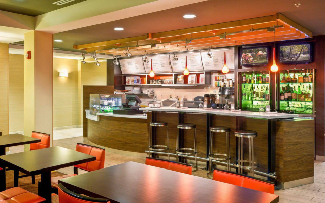 Courtyard® by Marriott® Baton Rouge South