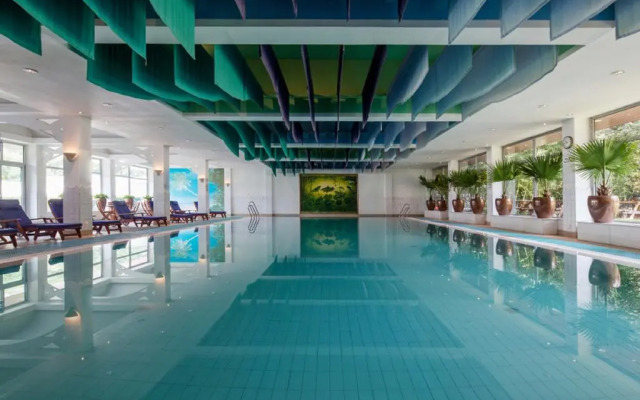 Grand Skylight Hotel Royal