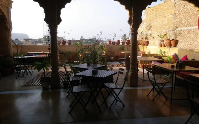 Hotel Pol Haveli