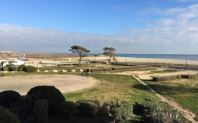 Accès direct plage pour ce T2 avec parking privatif 4PC125