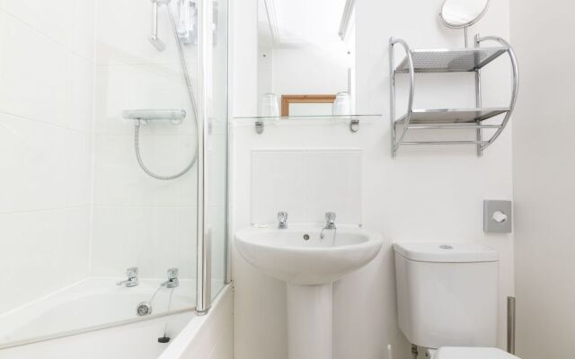 Salt Lane Apartments