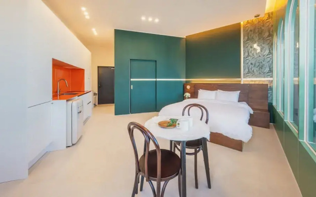 Gangneung Leventia Pool Villa