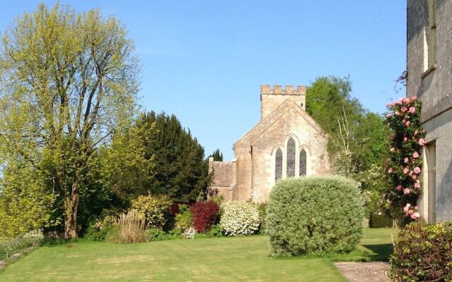 The Old Vicarage at Oakridge