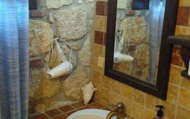 Stone House Andromeda