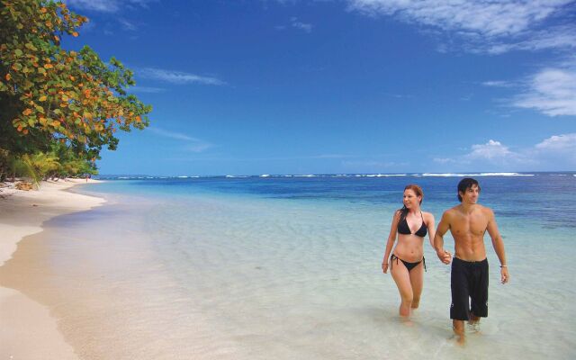 Playa Tortuga Hotel Beach And Resort