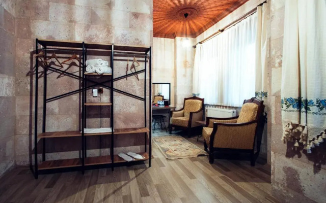 Azalea Terrace Cave Hotel