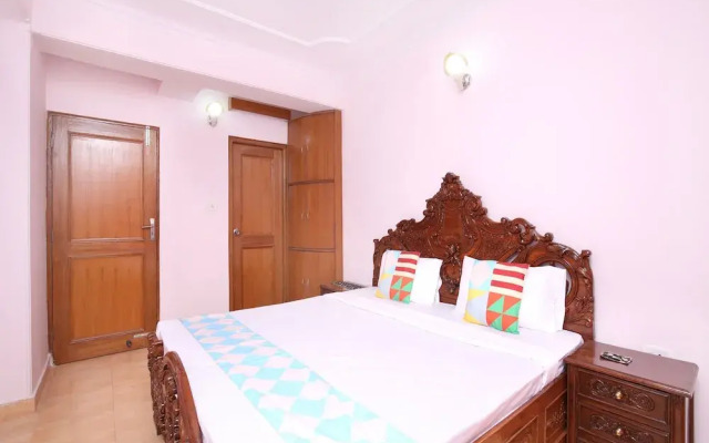 OYO 15381 Home Luxurious 3BHK City View Vikas Nagar