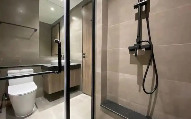 De La Sol  District 4