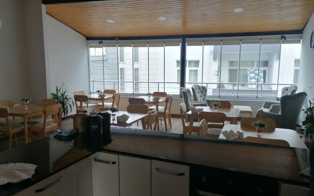 Harbour Otel