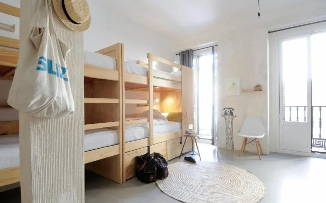 The Hat Madrid - Hostel