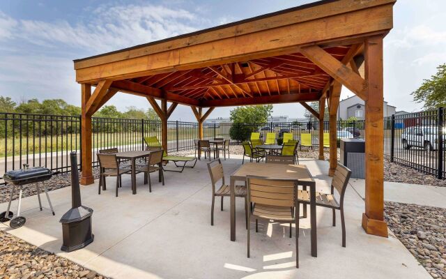 Extended Stay America Suites Wichita East