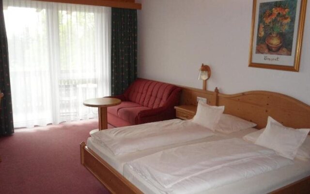 Sweet Cherry Boutique & Guesthouse Tyrol
