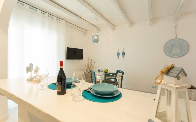 Acqua Azzurra Holiday Home