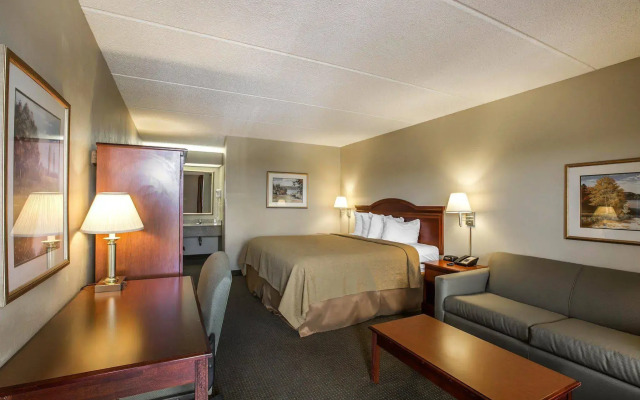Quality Inn Airport - Southeast