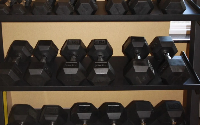 Cobblestone Hotel & Suites – Devils Lake