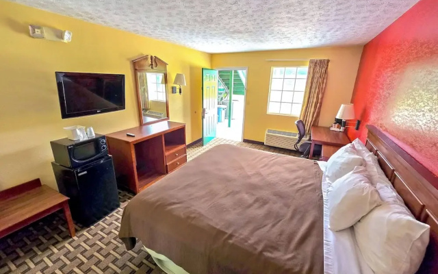 Budgetel Inn Suites Pine Mountain