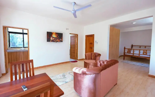 Diani Luxe Spacious B