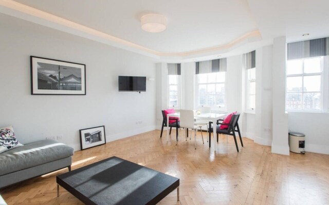 Distinctive Kensington 1-bed flat