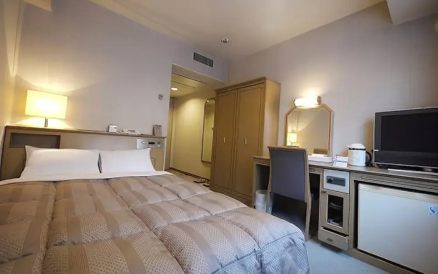 Hotel Route-Inn Gotanda