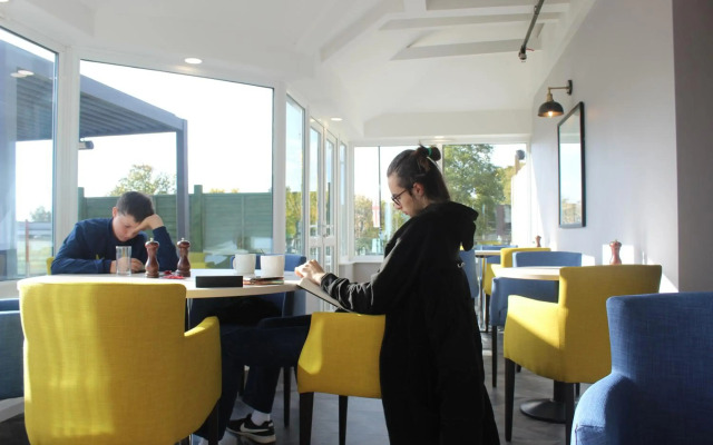 Holiday Inn Kenilworth - Warwick by IHG
