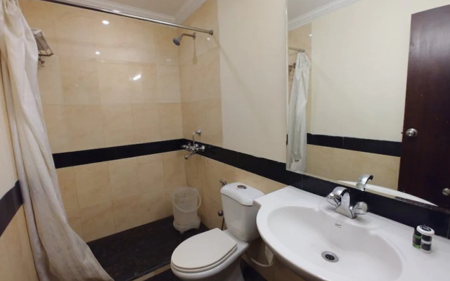 Naaz Hotel