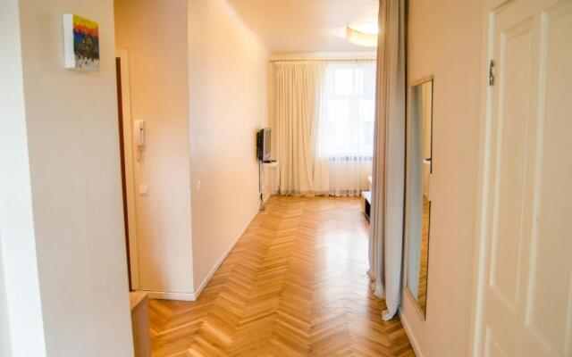 City Inn Riga Apartment, Old Town, River view with parking