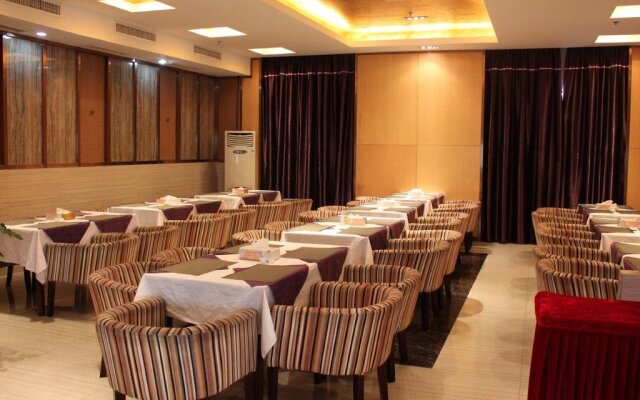 Starway Hotel (Yuyao Zhongan Times Square)