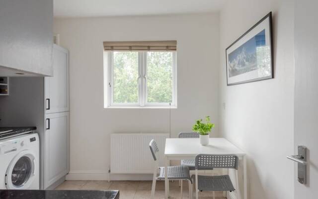 Light And Spacious 1 Bed Flat, Brixton