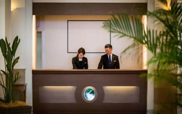 Luke Plaza Hotel