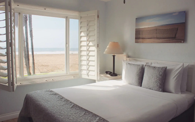 Venice on the Beach Hotel