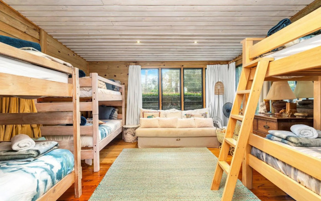 The Lake House at Erowal Bay 4pm Check Out Sundays