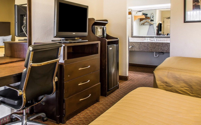 Quality Inn & Suites near Panama City Beach