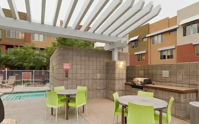 Glendale Getaway By Signature Vacation Rentals