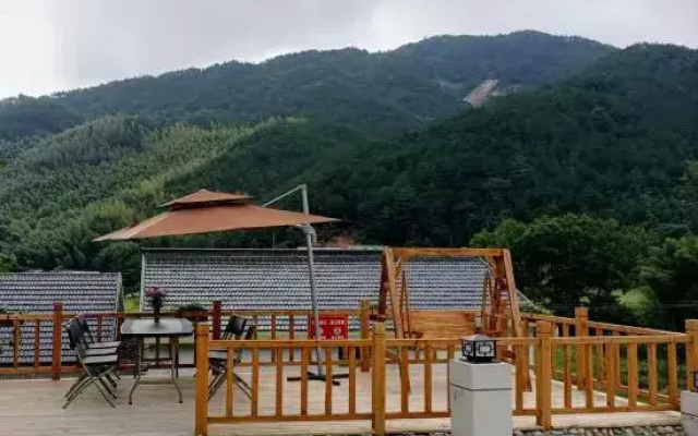 Tianzhushan Mountain Villa