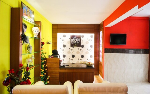 Capital O 15506 Near Highway Circle