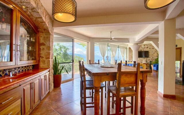 Adventure House Conchas Chinas