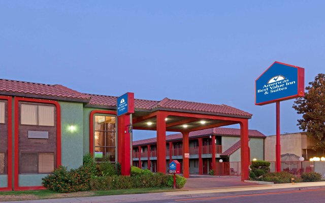 Americas Best Value Inn & Suites Bakersfield Central