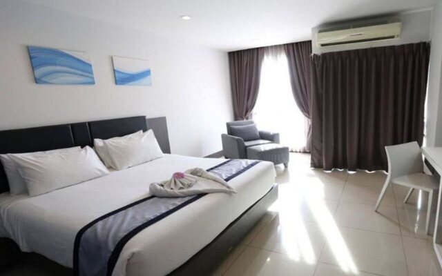 Crystal Suites Suvarnabhumi Airport