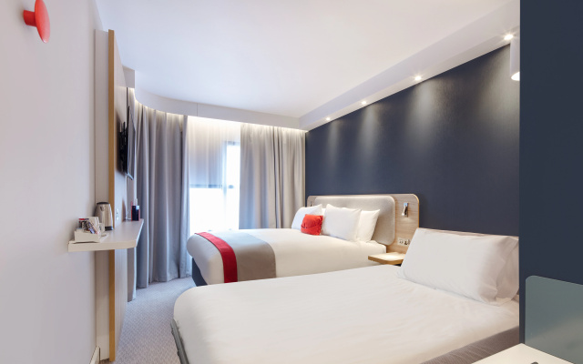 Holiday Inn Express Birmingham - City Centre by IHG - Image 7