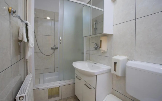 Apartments and rooms by the sea Hvar - 8785