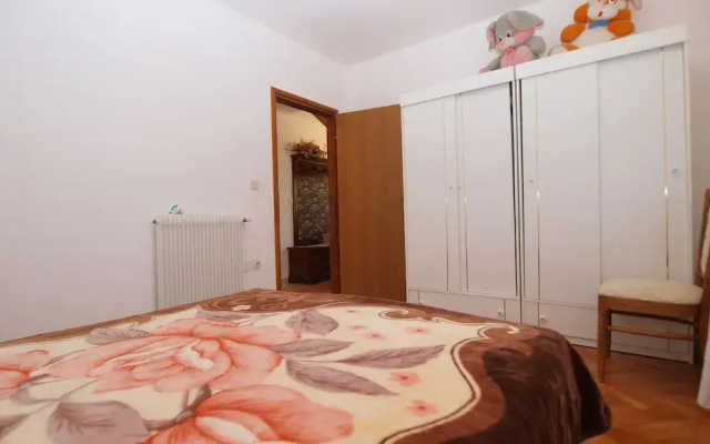 Apartment 1437