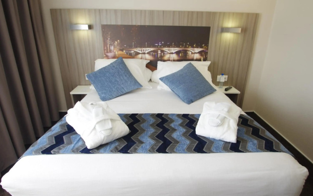 Ibis Styles Lyon Gorge de Loup Saphir