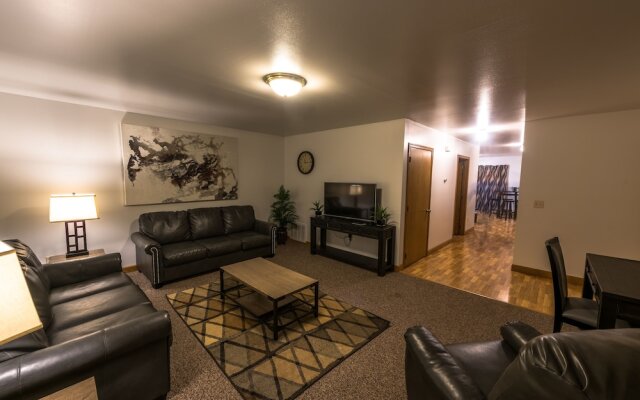 Draft Horse Inn and Suites