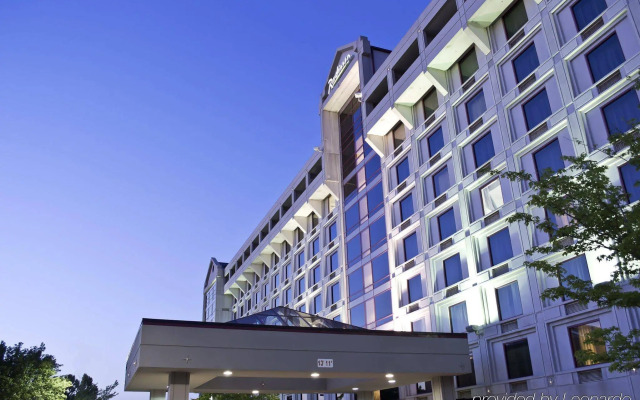 Thousand Hills Resort Hotel