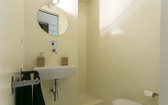 Koru Central Downtown Design Apartment