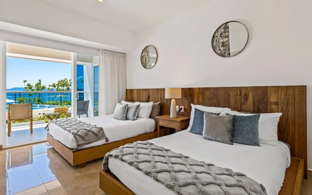 3BR with Private Pool on the Ocean